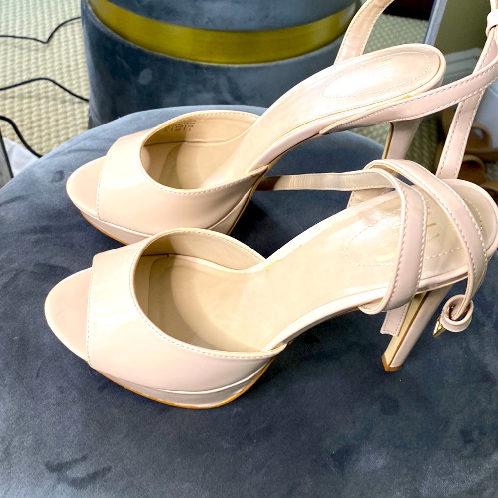 Mix no 6 - taupe peep toe